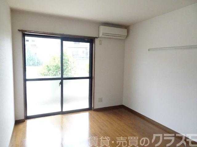 居室・リビング　明るいお部屋です♪