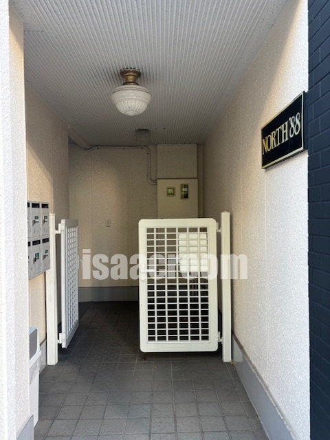 エントランス　建物入口