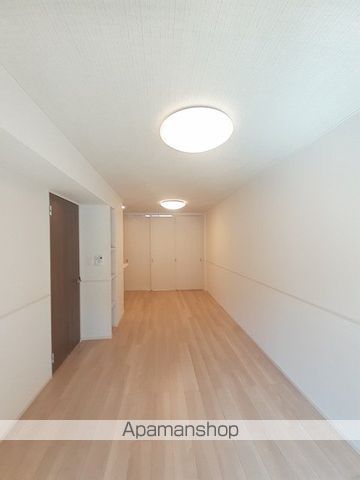 ＪＲ紀勢本線 黒江駅 徒歩14分 2階建 築3年の居間写真