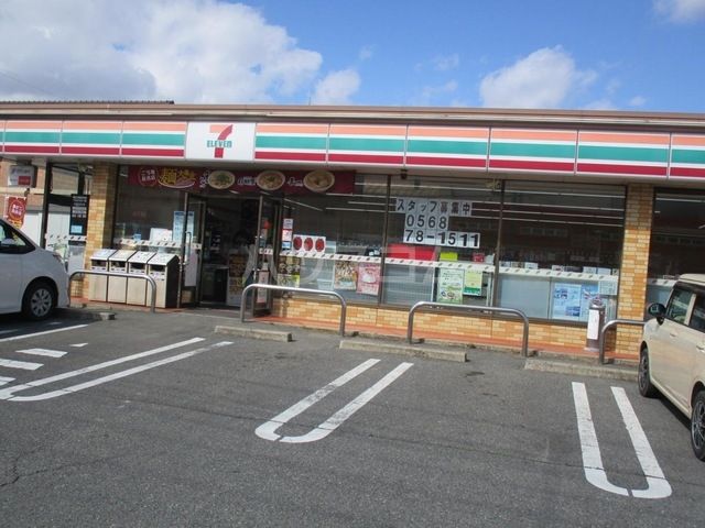 コンビニ　セブンイレブン小牧本庄店（コンビニ）まで2463m