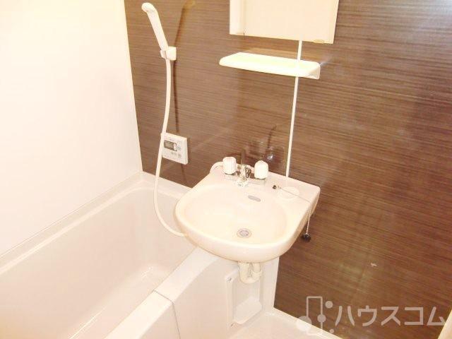 バス・シャワールーム　お風呂はゆっくり楽しめそうです♪