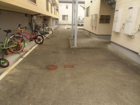 庭　中庭（イメージ）