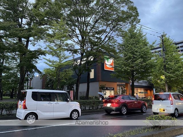 スーパー　ヨークベニマル仙台上杉店（スーパー）まで746m
