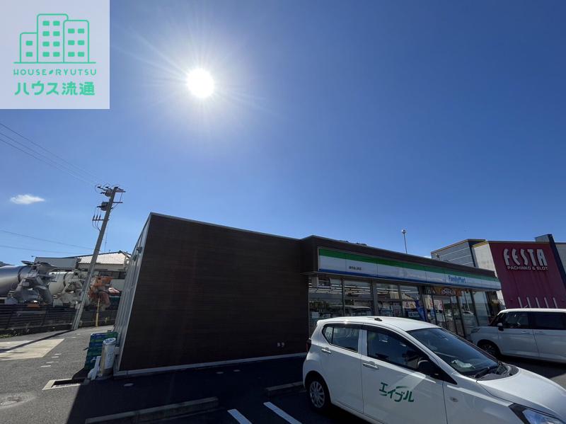 コンビニ　ファミリーマート諫早森山町店（コンビニ）まで3512m