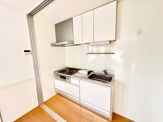 キッチン　※別部屋参考写真