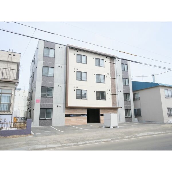建物外観　☆南郷7丁目駅徒歩10分☆