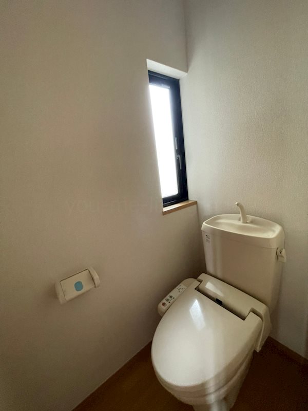 トイレ　別部屋参考写真