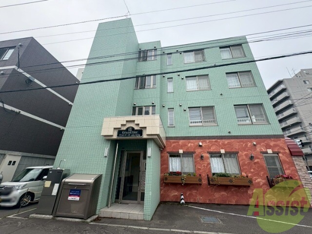 建物外観　札幌市中央区北四条西「グランメールｃａｓａｖｅｒｄｅ」