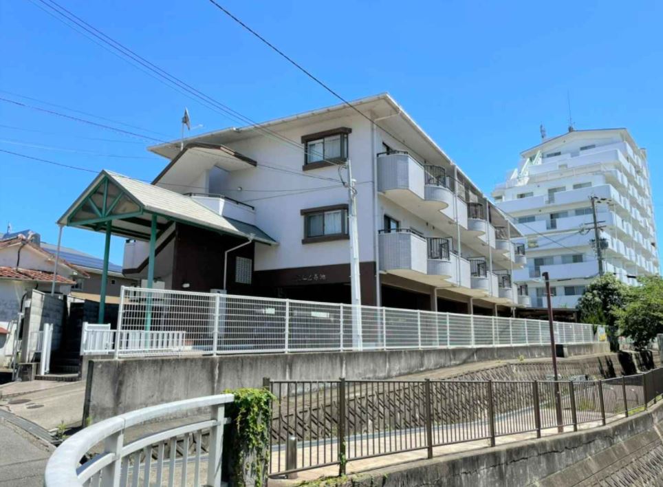 建物外観　☆神戸市垂水区　ドリーム寺池☆