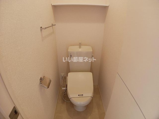 レジデンスKouga B棟のトイレ写真