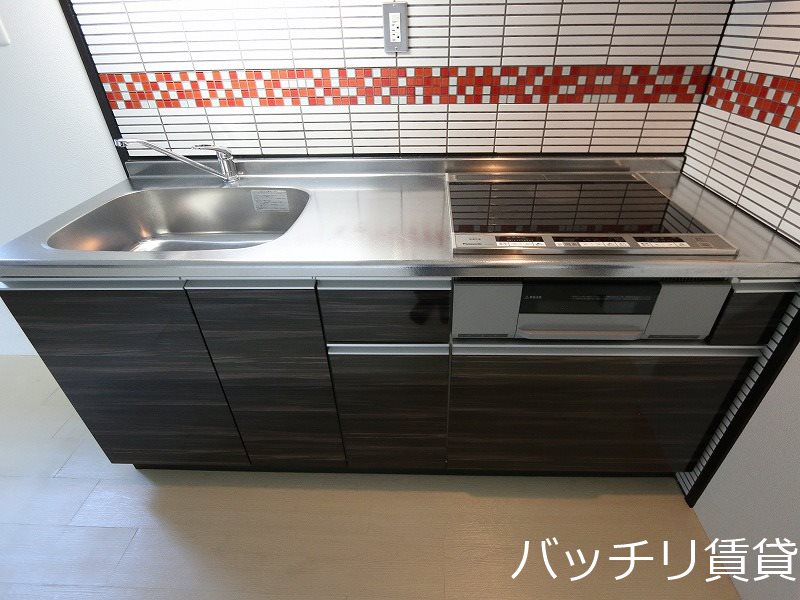 キッチン　同型タイプの写真になります　現状優先
