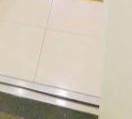 玄関　同物件別号室参考写真です。
