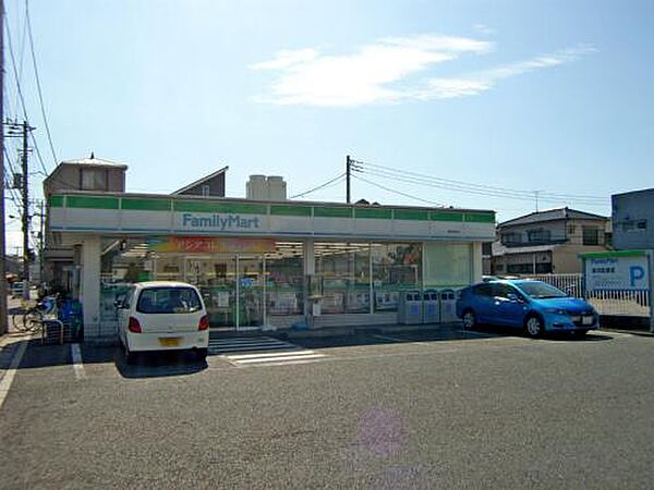 コンビニ　ファミリーマート浦安海楽店（コンビニ）まで249m