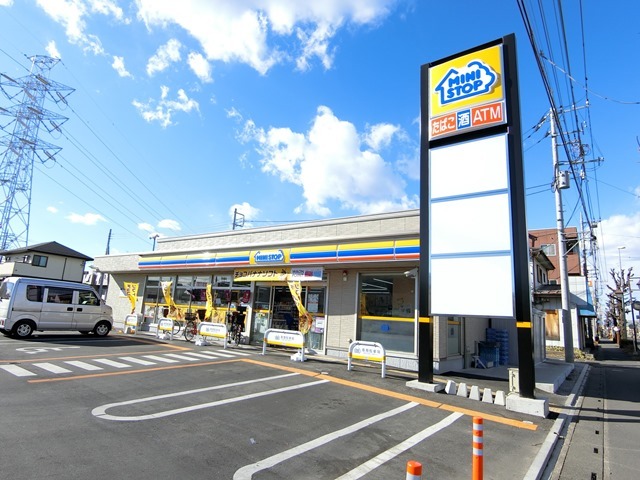 コンビニ　ミニストップ　上尾原市南店（コンビニ）まで380m