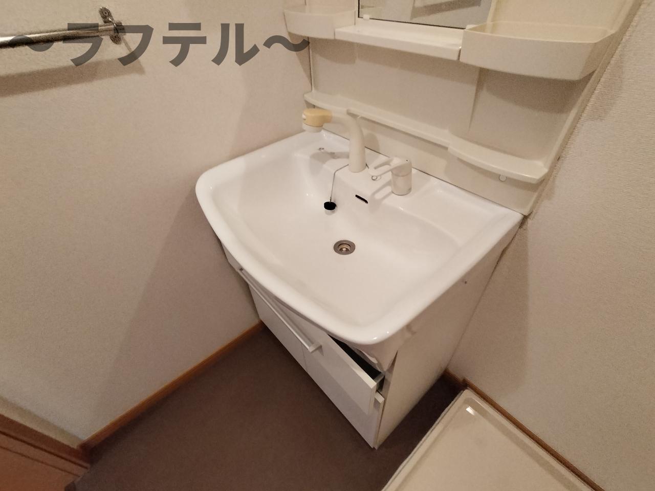 洗面設備　別部屋イメージ写真