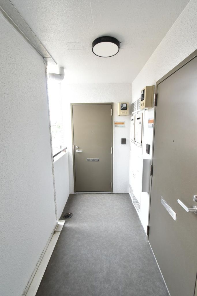 玄関　玄関