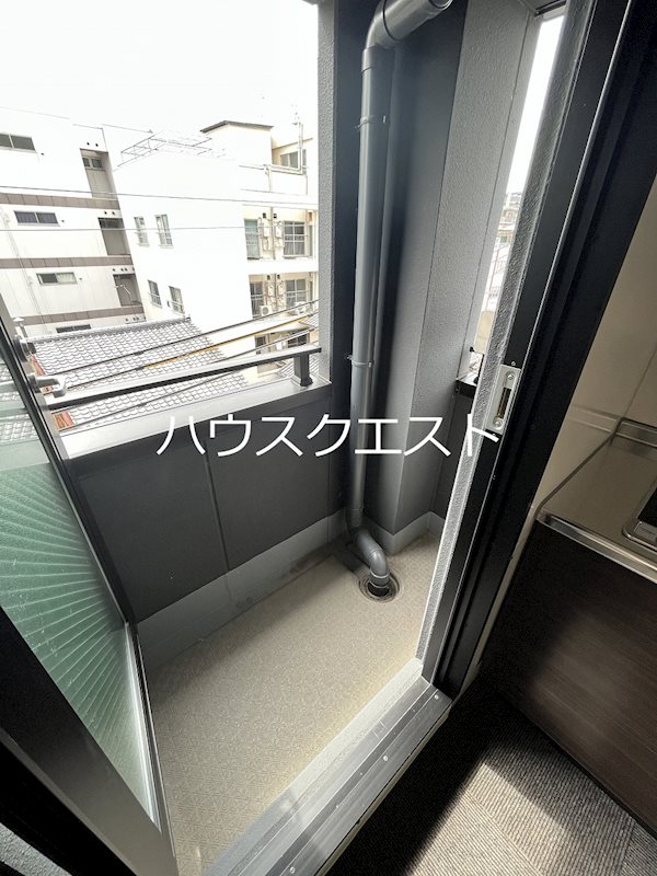 地下鉄東西線 二条城前駅 徒歩7分 5階建 築9年の内装写真