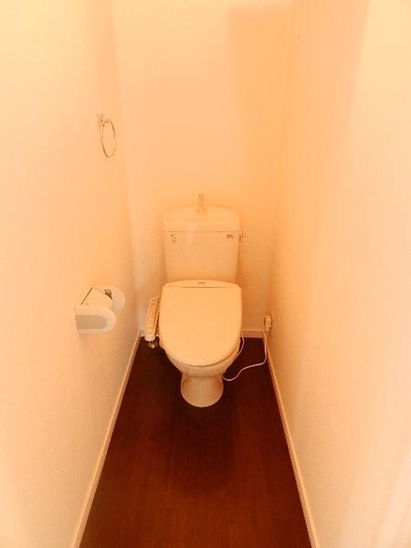 ELメゾンボンベールIのトイレ写真