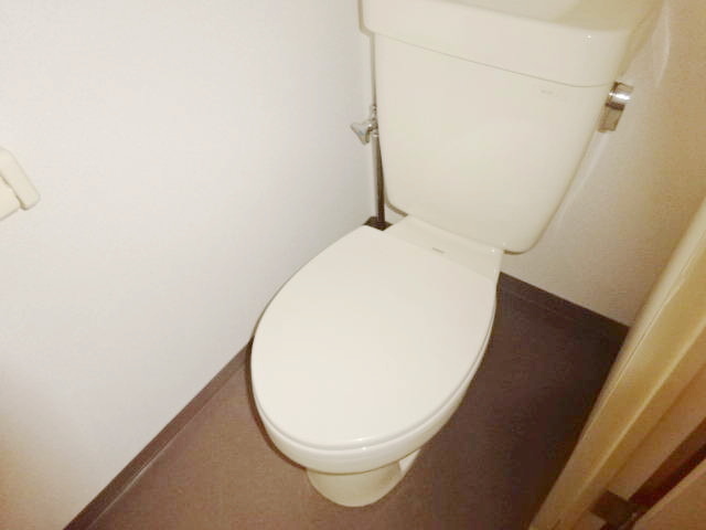 大芝ビルのトイレ写真
