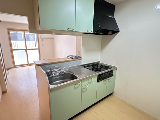 リビングタウンかじま台 Cのキッチン写真
