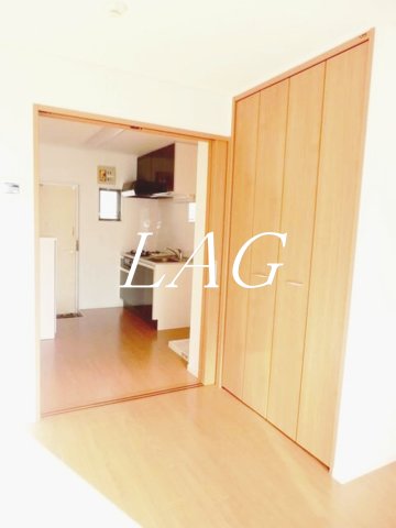 居室・リビング　洋室のお部屋です。
