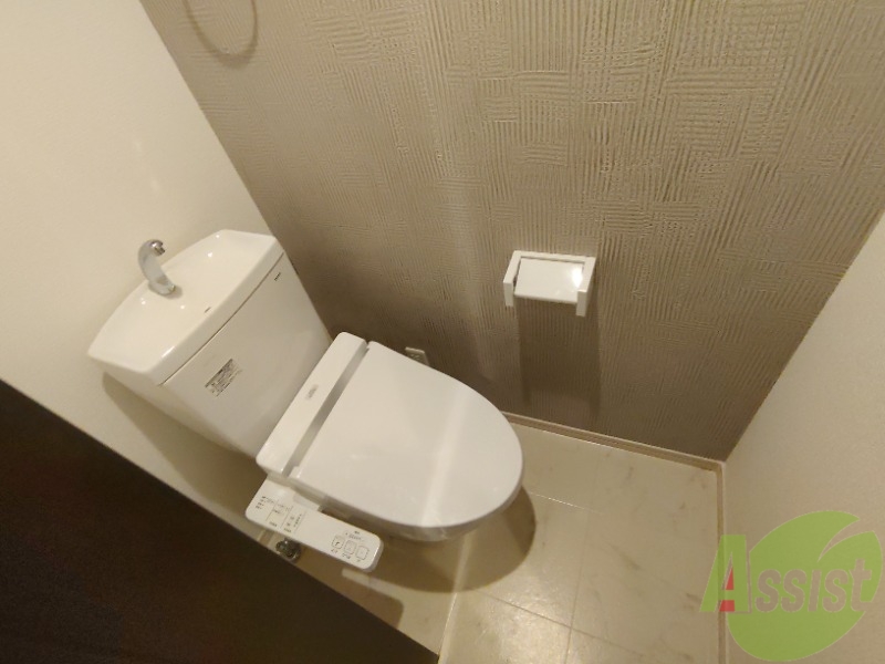 トイレ　トイレは綺麗でウォッシュレットも付いて快適にお使い頂けます。