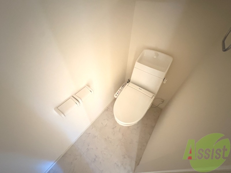 トイレ　トイレは、シャワートイレとなっております。