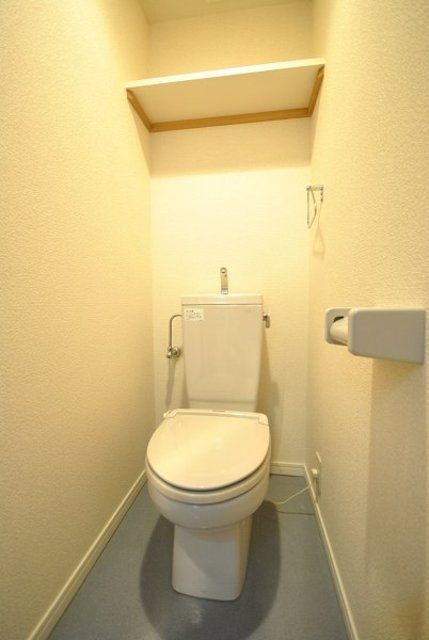 東京メトロ千代田線 湯島駅 徒歩7分 12階建 築25年のトイレ写真