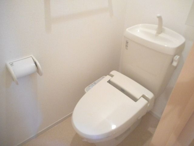 トイレ　図面と現状に相違がある場合には現状を優先