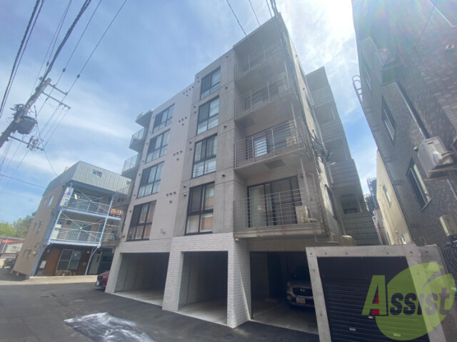 建物外観　札幌市中央区南１３条西「ビッグレジデンス中島公園」