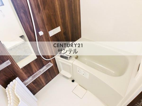 バス・シャワールーム　同間取り別階
