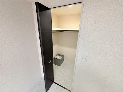 収納　ウォークインクローゼット