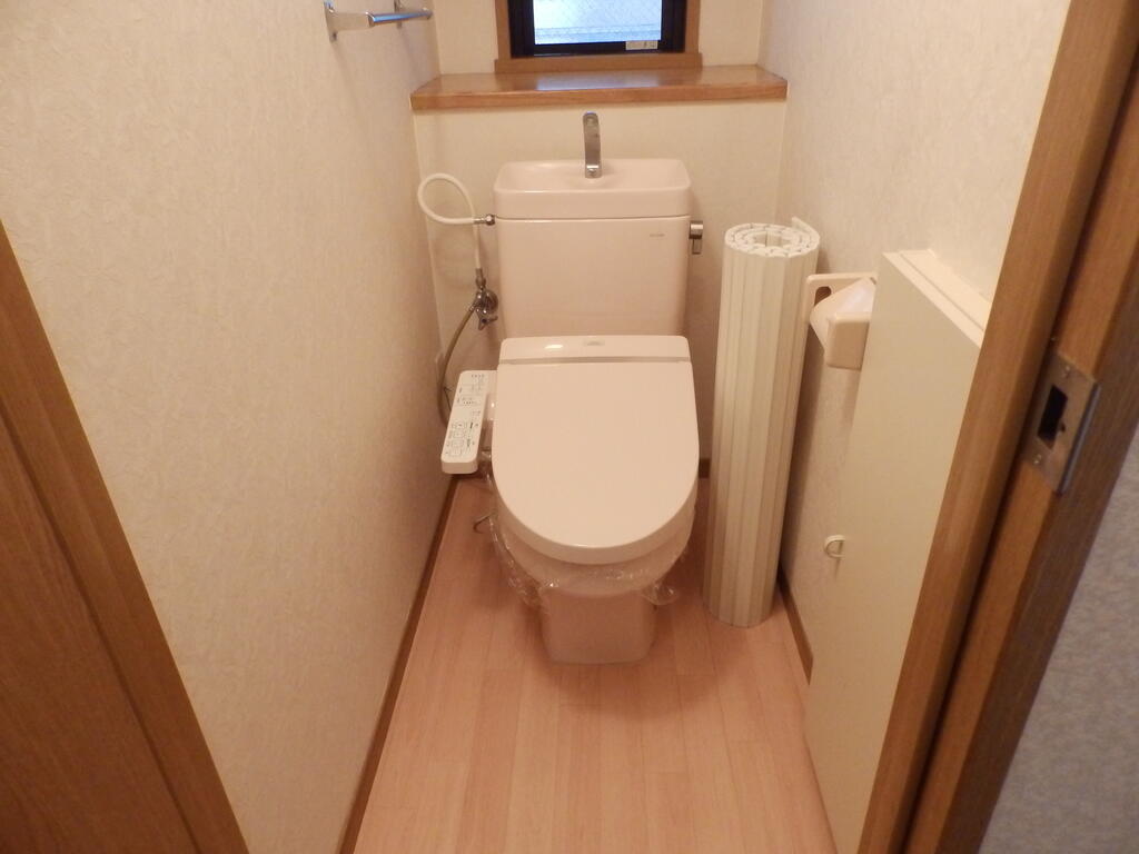トイレ　ウォシュレット