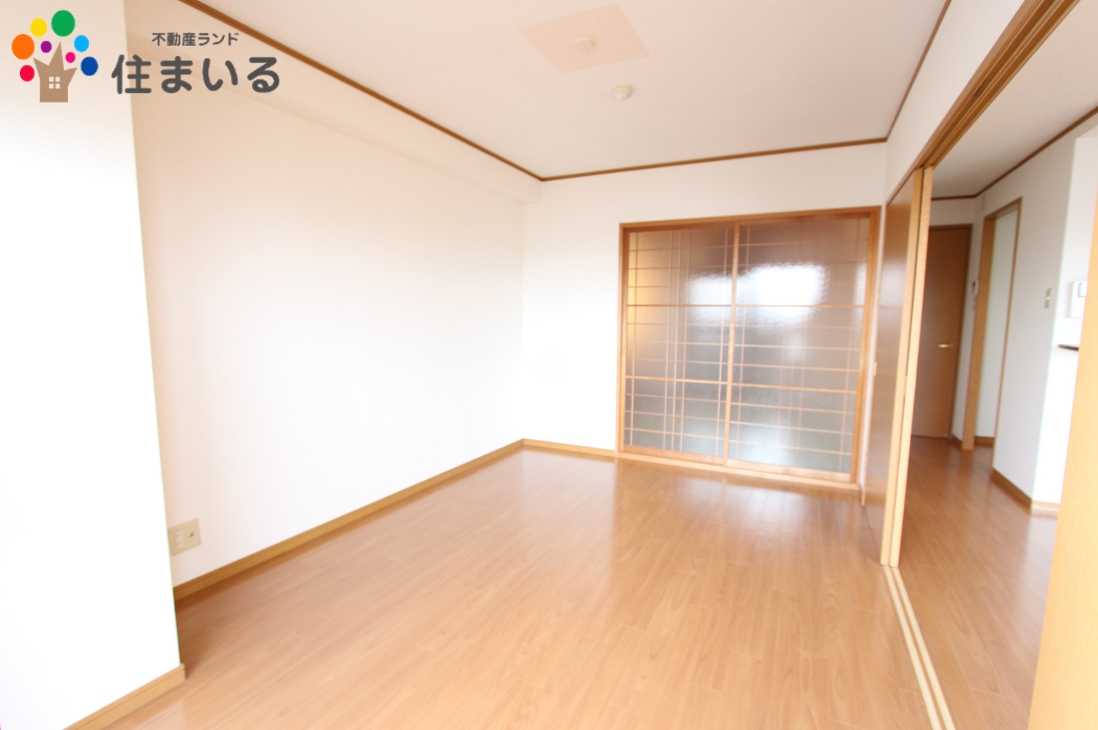 ドラックストア　ドラッグスギヤマ黒沢台店（ドラッグストア）まで531m