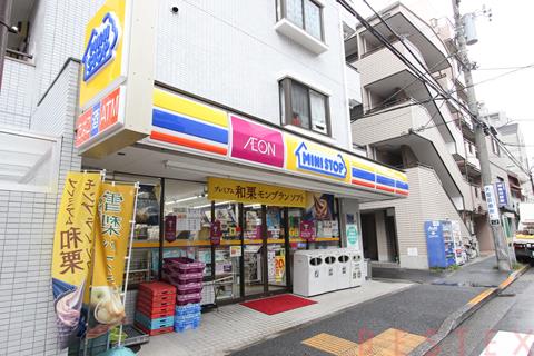 コンビニ　ミニストップ新大塚店（コンビニ）まで304m