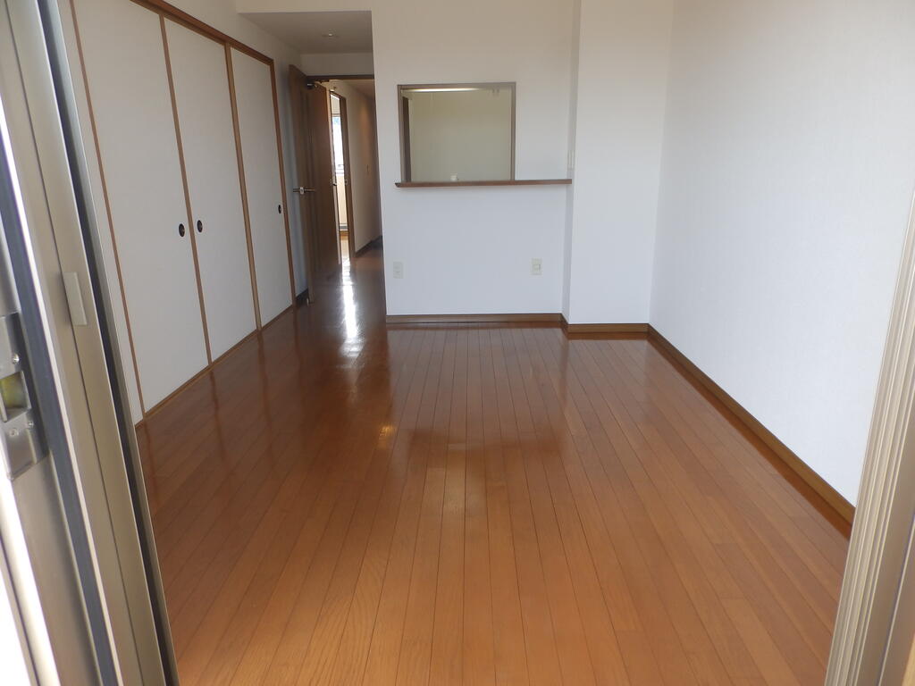 居室・リビング　南向きの角部屋
