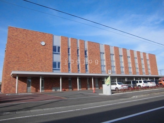 その他　岩見沢小学校（その他）まで246m