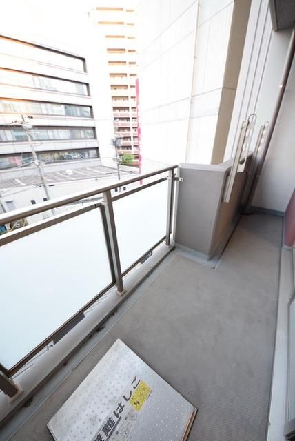 バルコニー　広々バルコニー