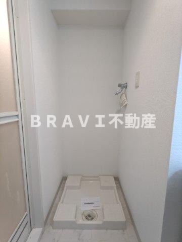 その他設備　【ドゥーエ森ノ宮】洗濯機置場