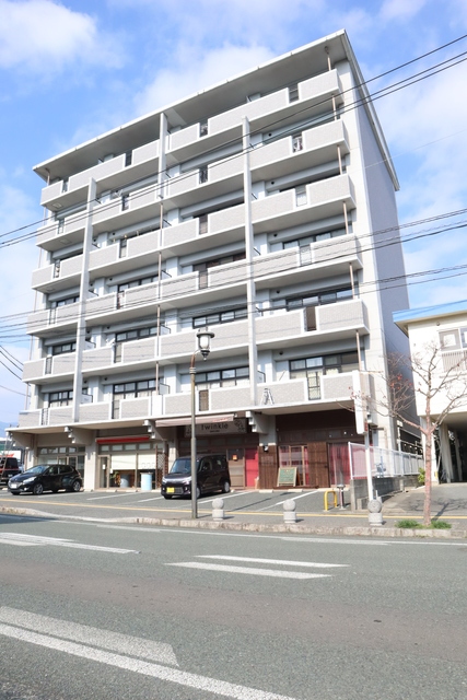 鳥栖市元町のマンションの建物外観