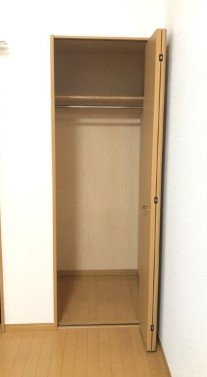 収納　写真は別号室です。現況優先になります。