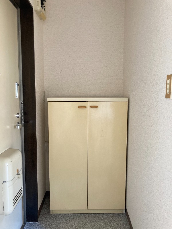 玄関　シューズボックス