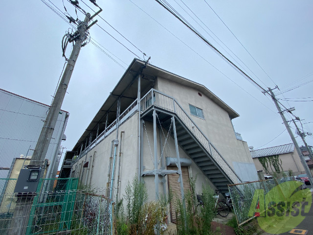 仙台市宮城野区萩野町のアパートの建物外観