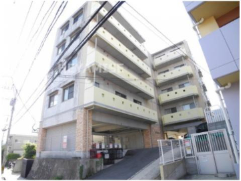 長崎市扇町のマンションの建物外観