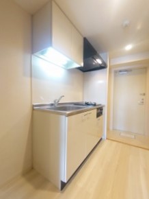 キッチン　※写真は類似間取り別部屋。色味等異なる場合があります。