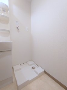 その他　※写真は類似間取り別部屋。色味等異なる場合があります。