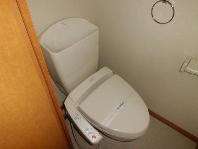 トイレ　人気設備のウォッシュレット。