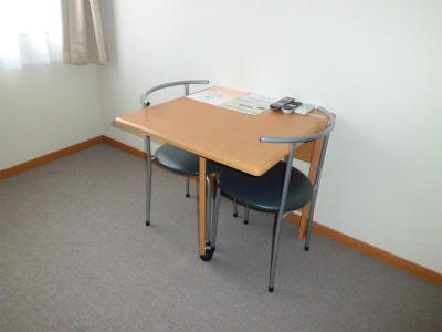 その他　机は折り畳み可能です。