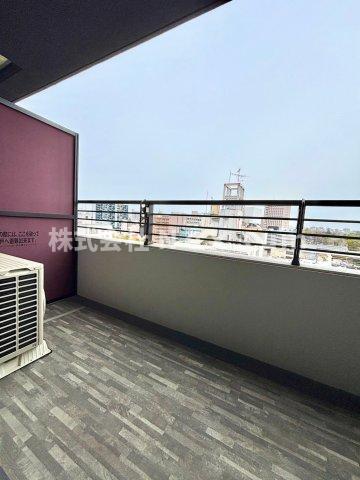 バルコニー　バルコニー付きです