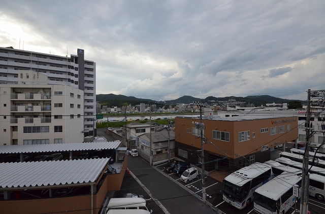 【広島市西区南観音町のマンションの眺望】